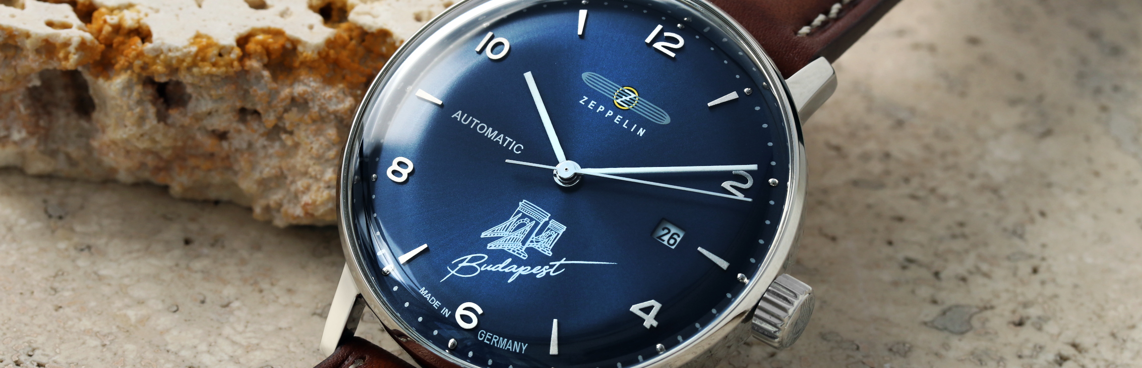 Zeppelin Budapest 500 óra elölnézete, közeli